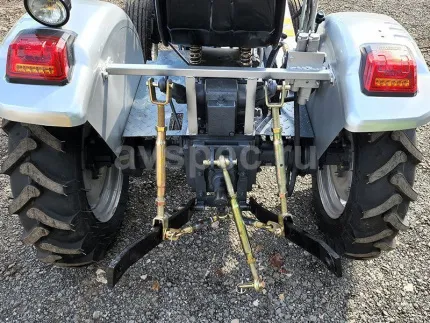 Трактор Трактор Скаут Т-220В с погрузчиком 